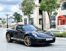 Porsche 911 targa 4s sản xuất 2021, xe nguyên bản 100%, bh hãng tới 2025.
